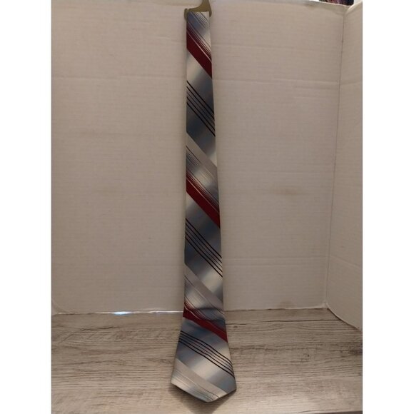 Del Cino Mens 54" Striped Tie Red & Silver Tones Classic Accessory - Picture 1 of 3